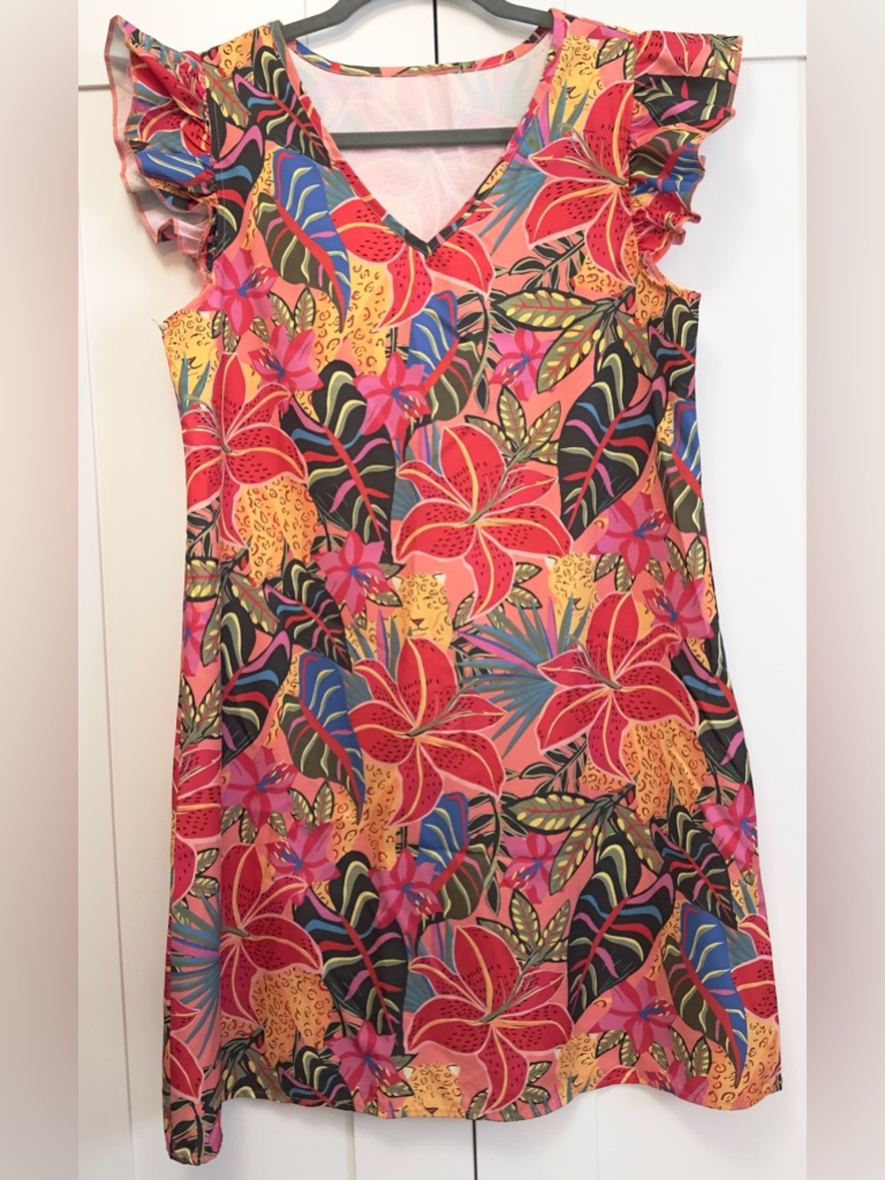 Floral Tropical Print Short Ruffle Sleeved Dress Sz SM NEW!